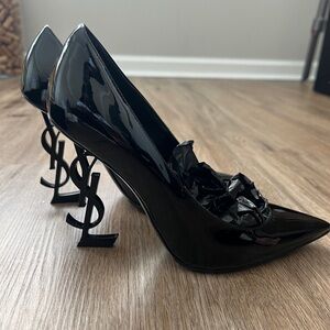 Saint Laurent Opyum 110 YSL Pump Black